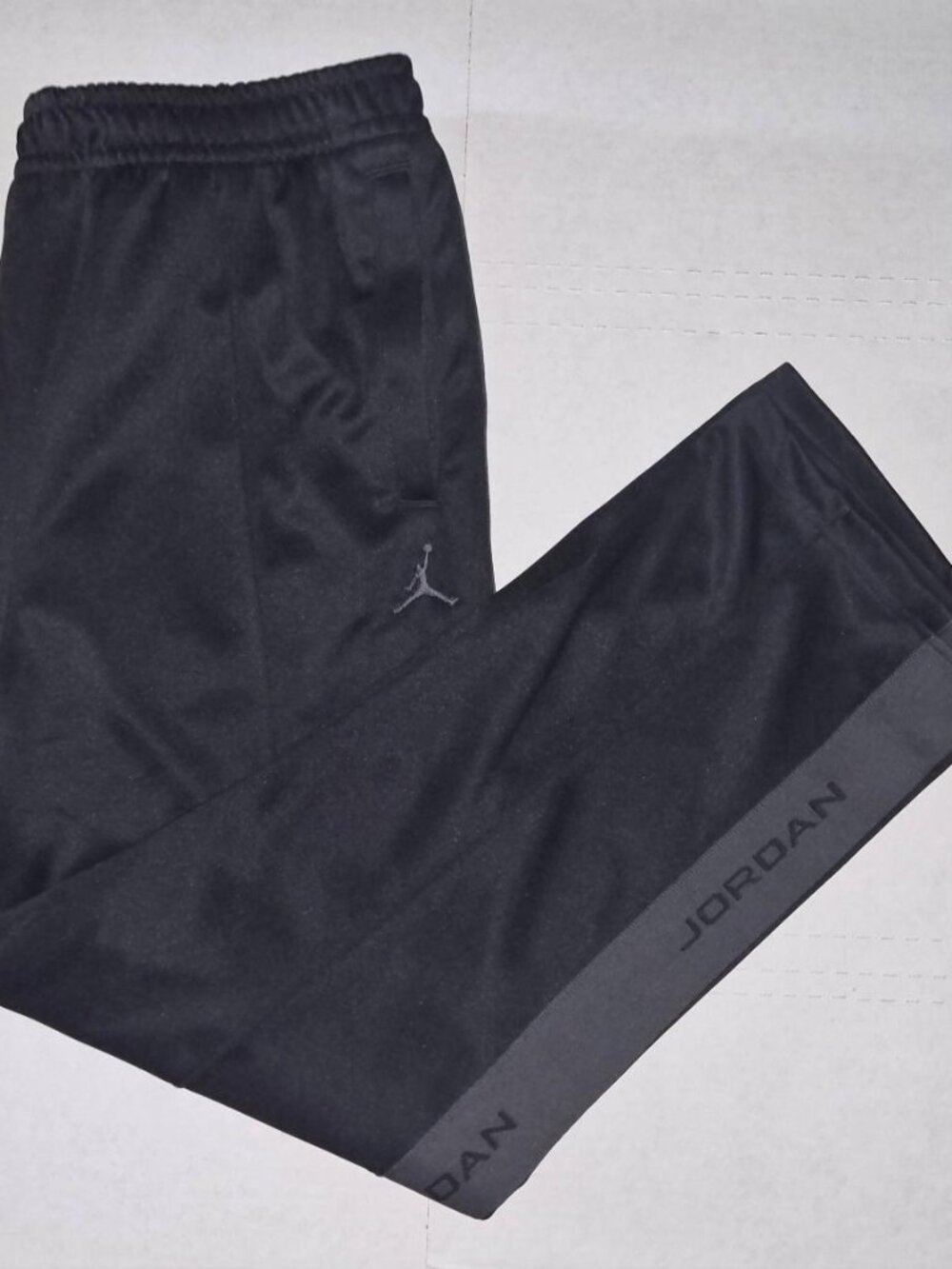 NEW NIKE AIR JORDAN ESSENTIALS MEN'S XL BLACK WITH GRAY ACCENTS PANTS HF9341-010